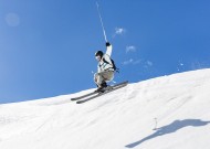 九游游戏-巅峰对决，科维托娃网前风暴，萨拉赫30分钟激战雄鹿，绝杀悬念点燃全场